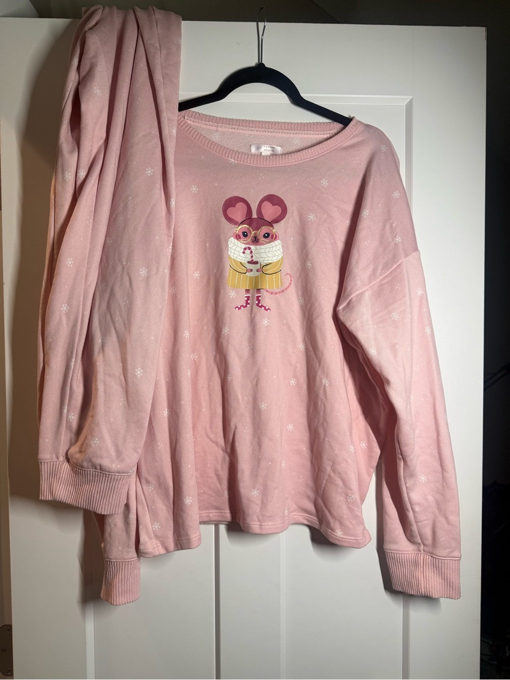 Woman’s Light Pink Mouse Graphic Sweatshirt